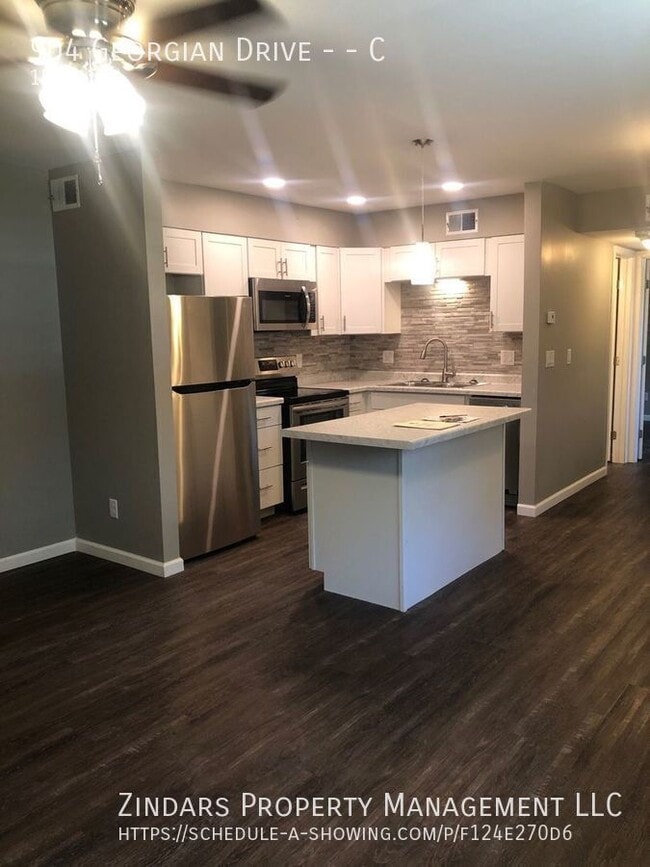 Building Photo - 904 Georgian Dr Unit C