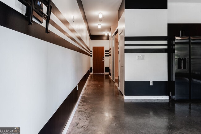 Photo - 333 Nelson St SW Unit 201