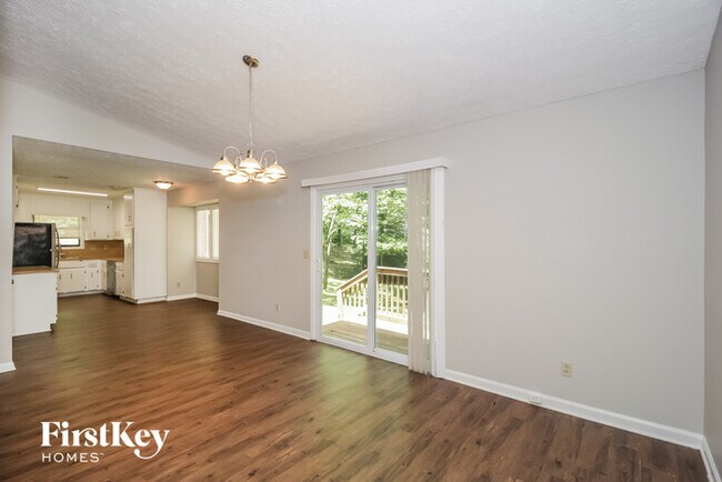 Photo - 1049 Rolling Green Dr