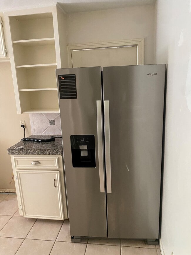 Photo - 8318 Greenbush St