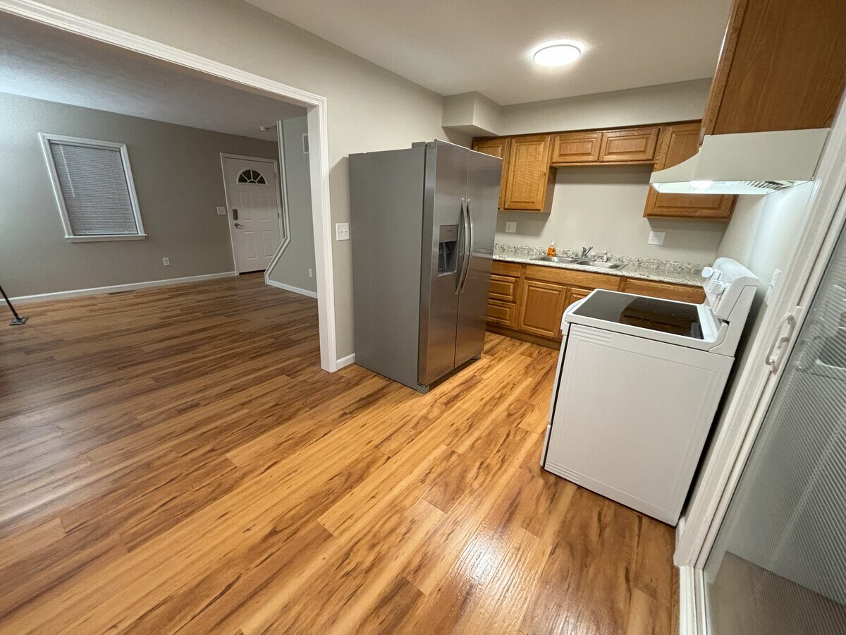 Photo - 3395 Misty Creek Dr Townhome