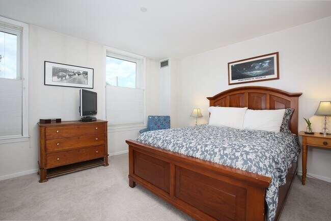Photo - 65 Chelsea St Unidad 104