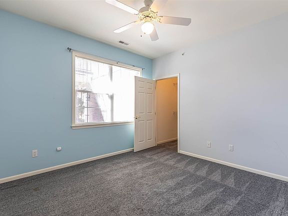 Photo - 663 Worthington Dr