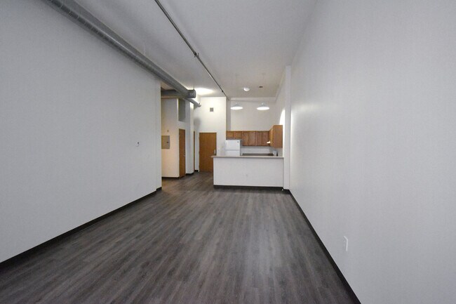Straus Lofts