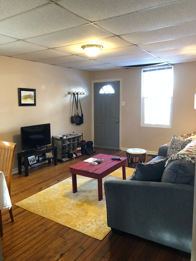 Photo - 113-1 Ivy St Unit 113 Ivy Apt 1