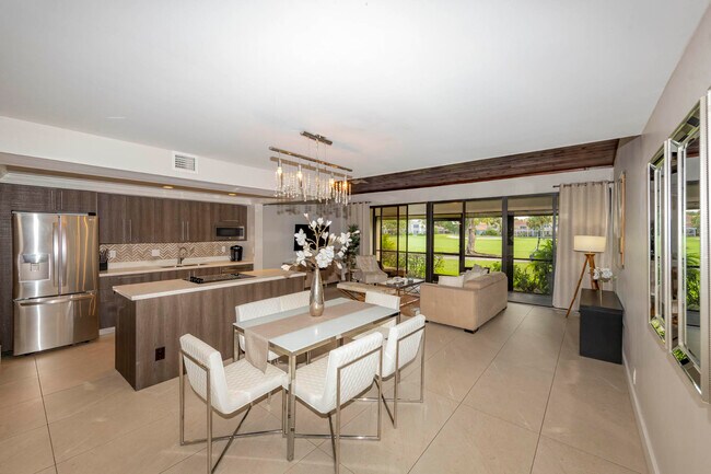 Photo - 293 Old Meadow Way