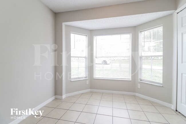 Photo - 6564 Viewpoint Ct