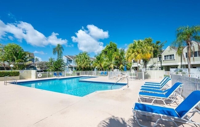 Photo - 17580 NW 67th Pl Unit I-1