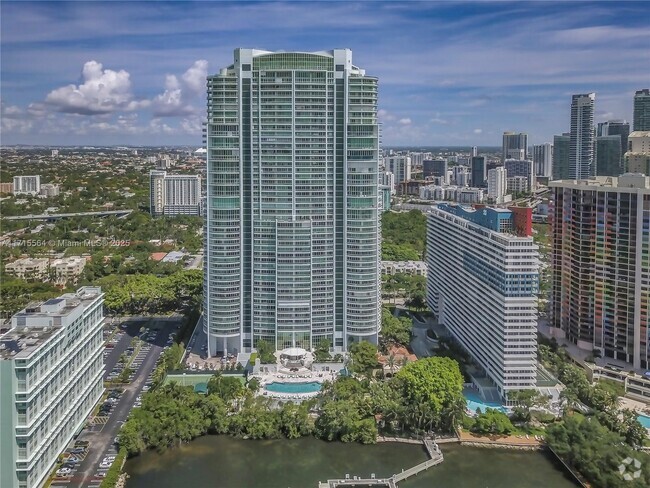 Building Photo - 1643 Brickell Ave Unit 3605 Rental