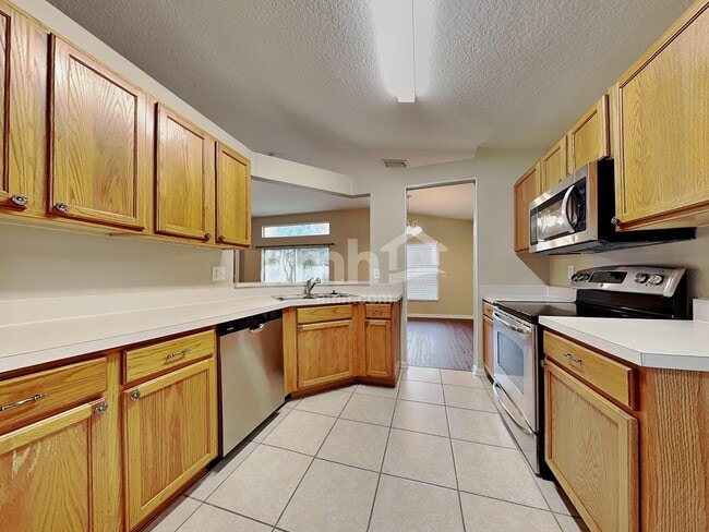 Photo - 5801 War Admiral Dr