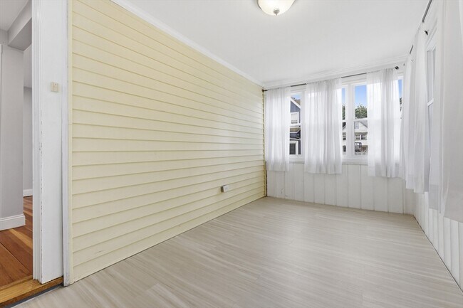 Photo - 98 Grove St