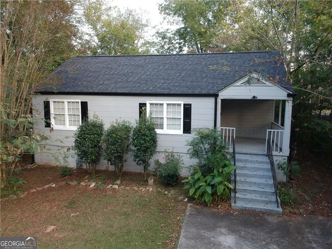 Building Photo - 854 Fayetteville Rd SE