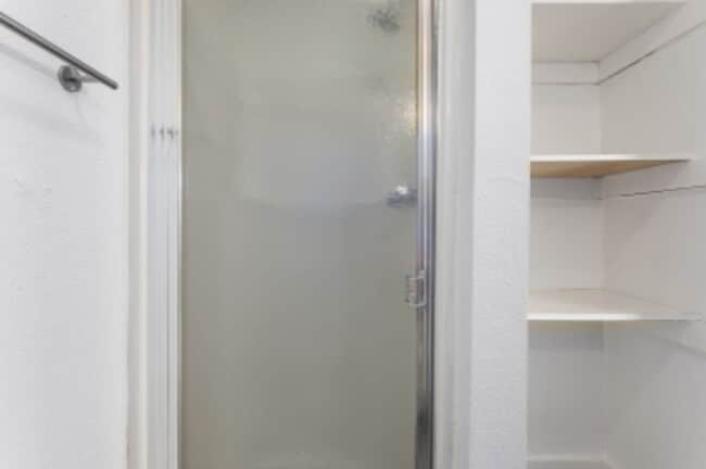 Photo - 204 E Franklin St