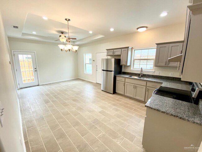 Photo - 12 Nightingale Ave Apartamento Unidad 2