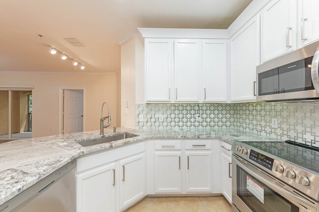 Photo - 10121 Courtney Palms Blvd Unit 203