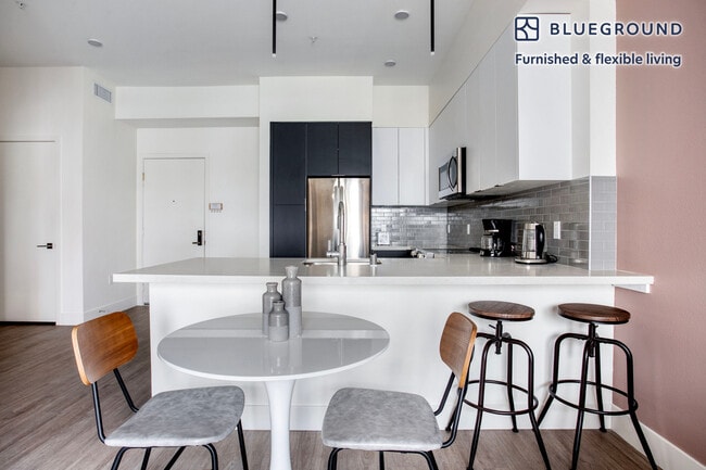 Photo - 760 Serrano Ave Unidad FL3-ID1193