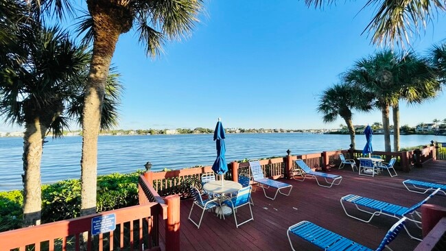 Photo - 104 Half Moon Cir