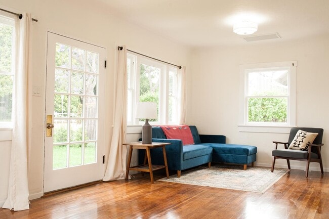 Photo - 2018 Monterey St Unidad Main House