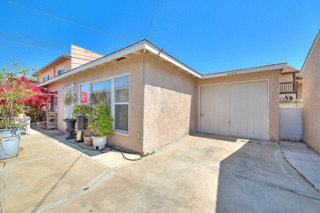 Building Photo - 4626 W 149th St