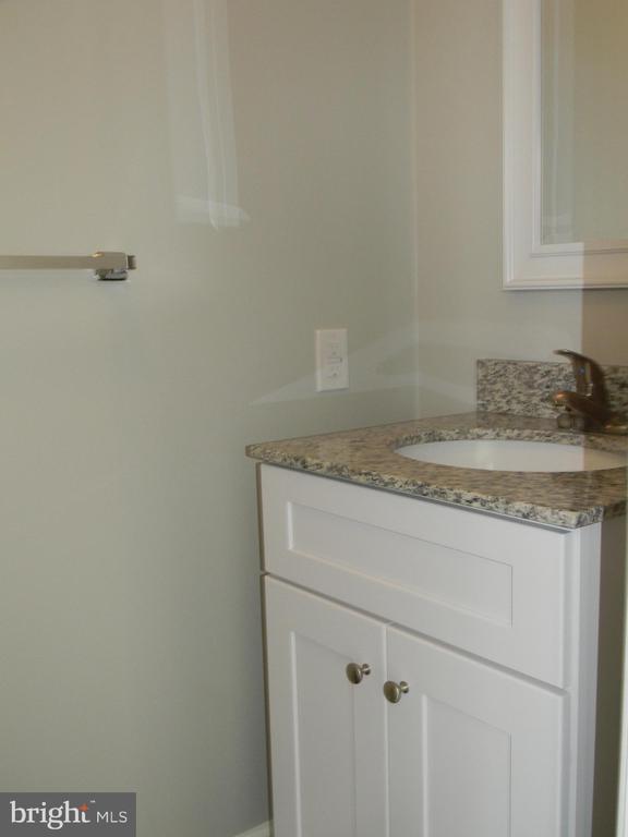 Photo - 104 W Main St