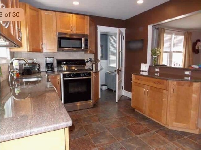 Photo - 207 E. 11th Ave