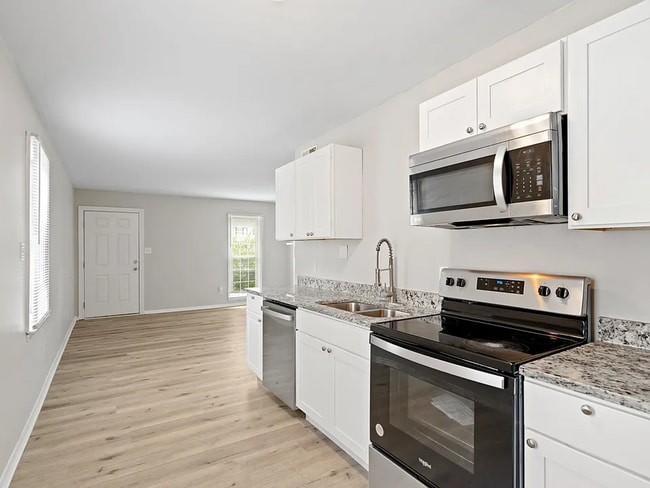 6116 Spice Ridge Ln Unidad C