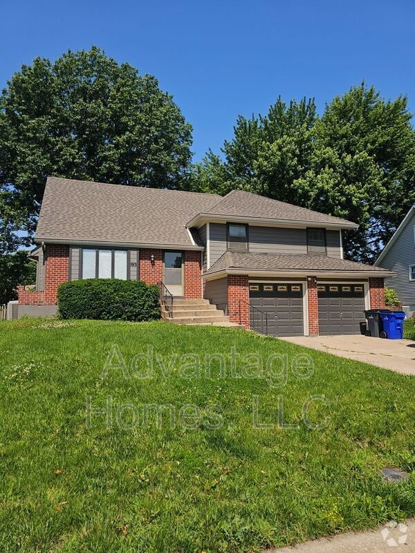 Building Photo - 1913 S Lennox Dr Rental