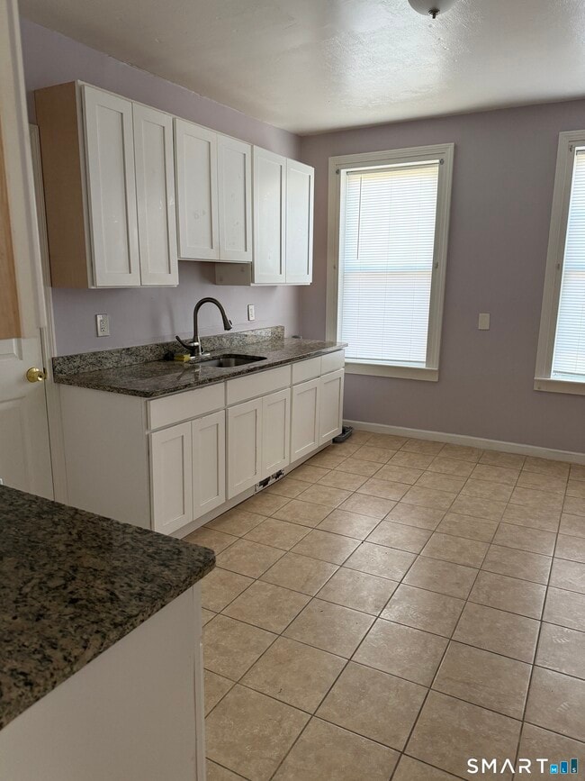 Photo - 152 Scott St