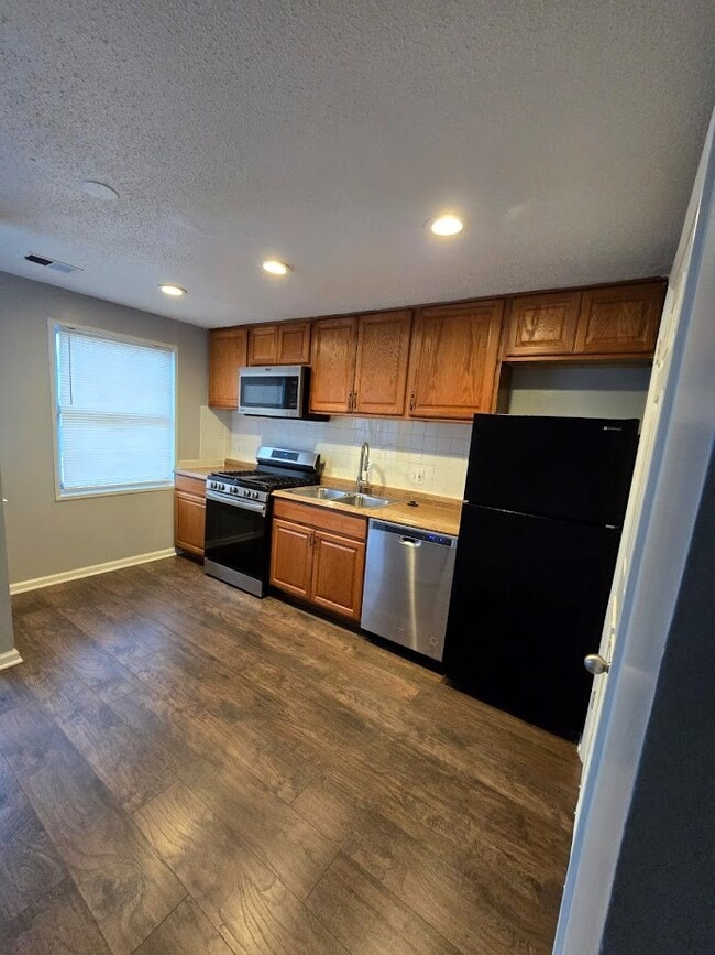 Photo - 1967 Dutch Village Dr Townhome