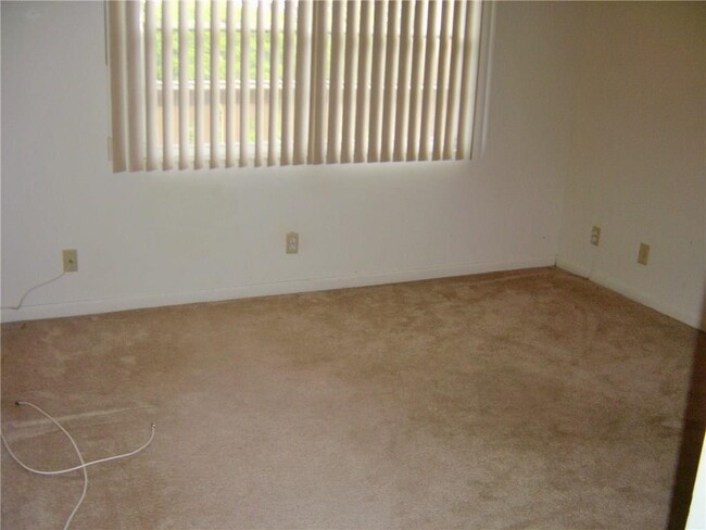 Building Photo - 1704 Andros Is Unit C-3 Rental