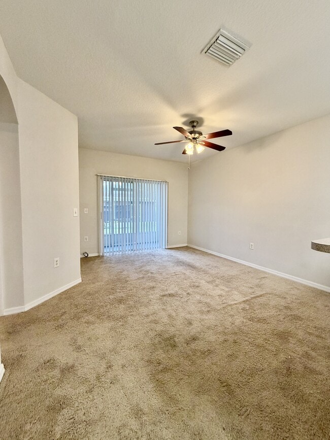 Photo - 501 Broken Limb Pl