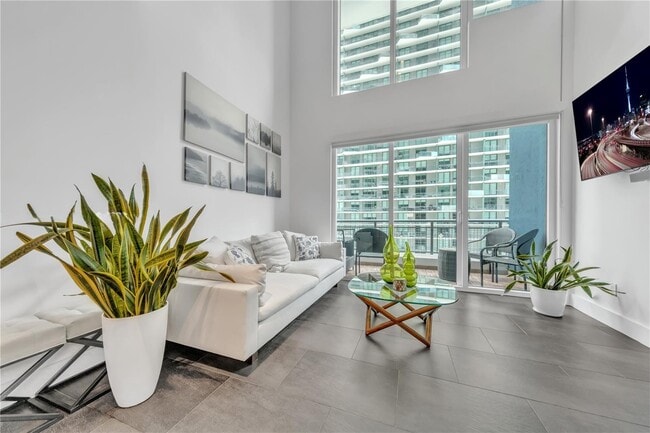 Photo - 60 SW 13th St Unit 2216
