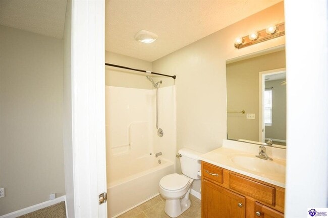 Photo - 122 W Donna Reed Blvd