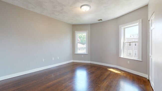 Photo - 26 Elder St Unit 3