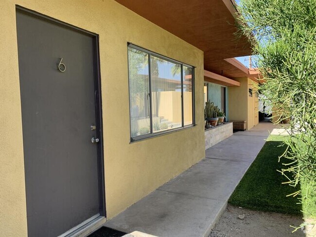 Building Photo - 37219 Melrose Dr Rental