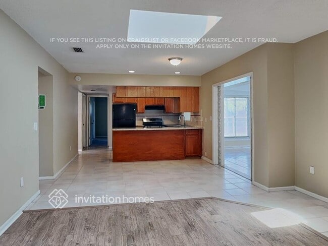 Photo - 2194 Oak Grove Dr