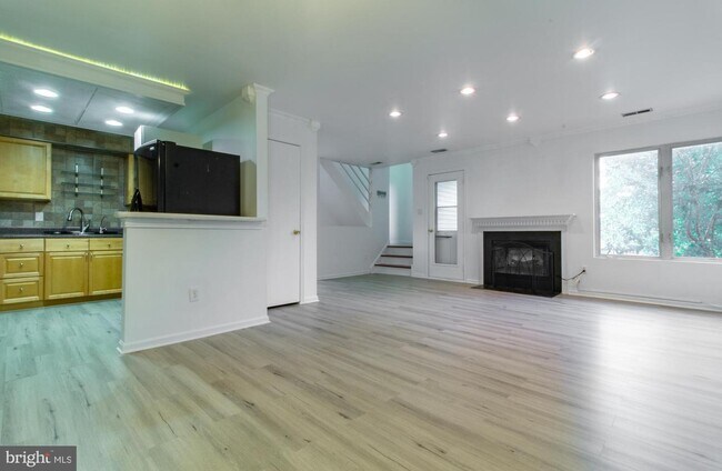 Photo - 200 Jennifer Ct