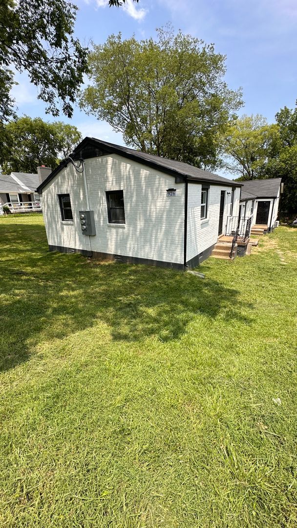 Photo - 2BR/1BA Renovated Triplex Unit – Prime Location Near Meharry, TSU, and Vandy!