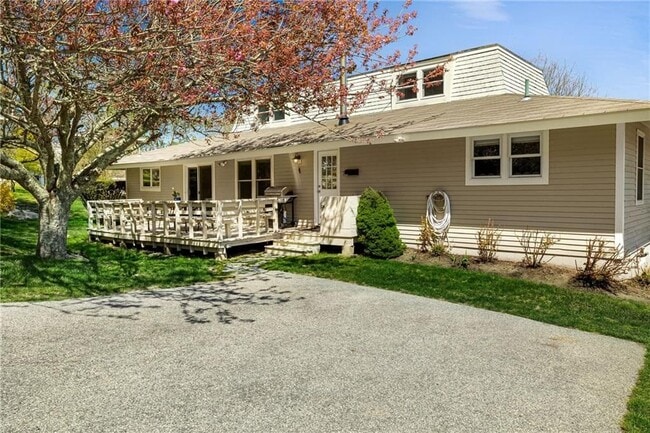 Building Photo - 7 Cowsill Ln