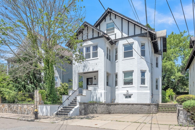 Photo - 31 Justin Rd Unit 2