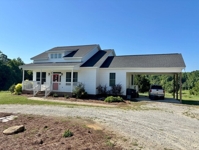 Building Photo - 310 Big Pine Rd