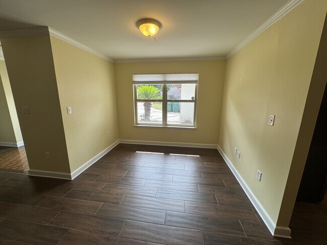 Photo - 234 Wava Ave