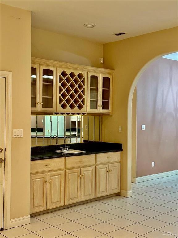 3206 W San Luis Cir