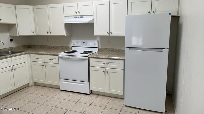 Photo - 1551 E 28th Ave Unit 3