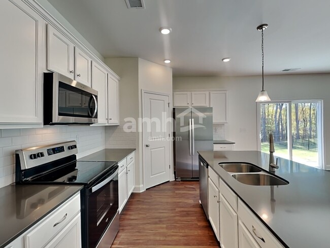 Photo - 7318 Garrett Ct