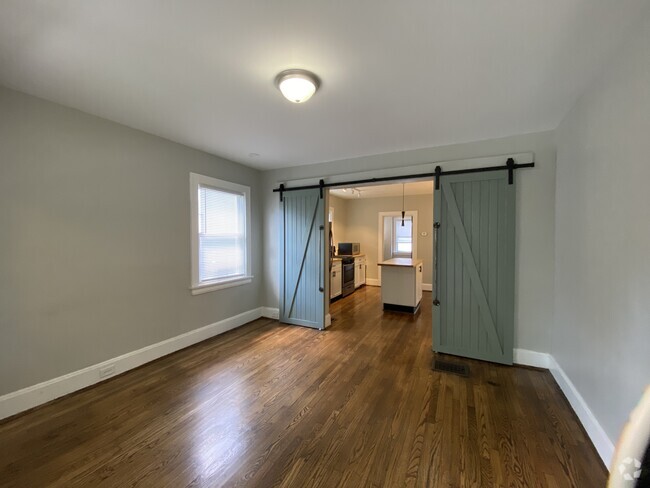 Building Photo - 2552 Duck Creek Rd Unit 2 Rental