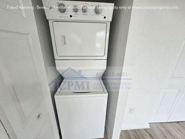 Casa Linda Apartments-3300 S Dixie Hwy