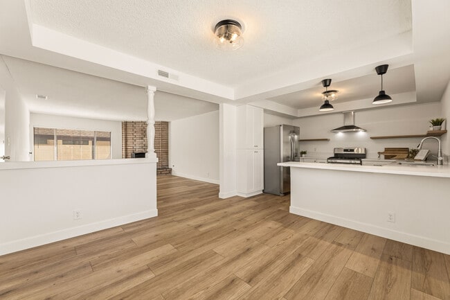 Photo - 100 N El Molino St Unit C