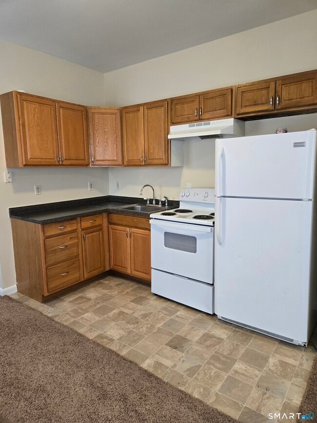 Photo - 64 Lake Ave Unit 2