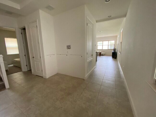 Photo - 13219 Oakenshaw Ln